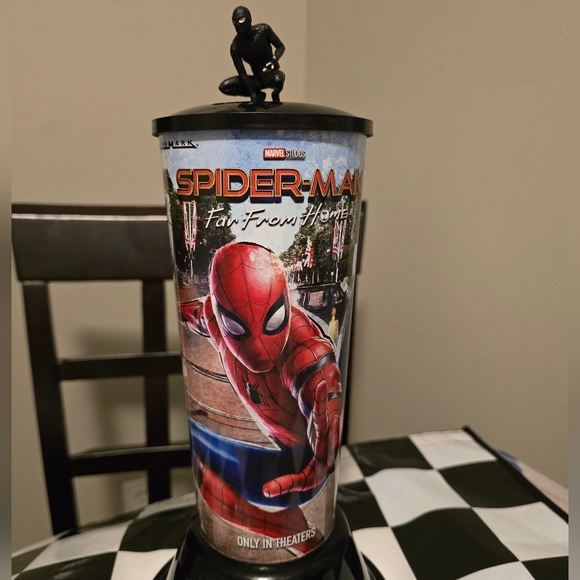 5/$50 EUC Spiderman Far From Home Cinema Reusable Cup Black Spiderman Topper - Picture 9 of 14